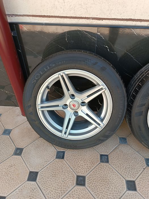 Vossen Diska Balon 195 60 R15 Holati Yaxshi Universal