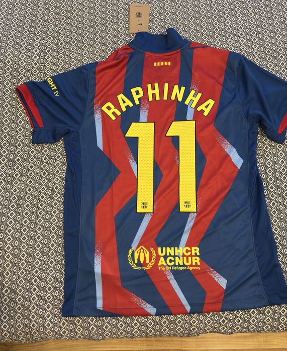 4 Екип Барселона