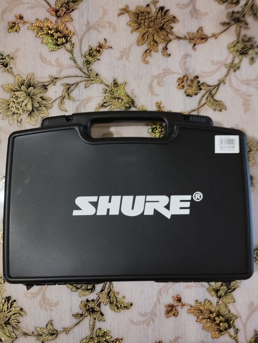 Vând microfon wireless Shure UlLX,-D 24  cu capsulă Beta 58 A