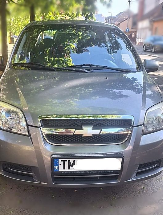 Vând Chervolet Aveo