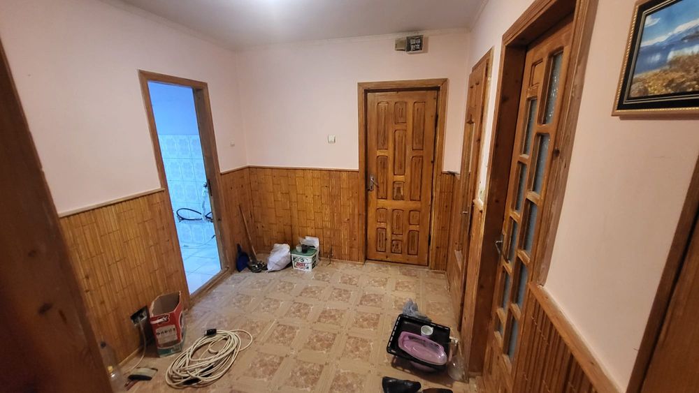 Vând apartament 2 camere, Tatarasti, Jud Bacau