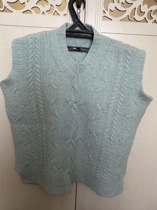 Продам вещи на девочку размер 44