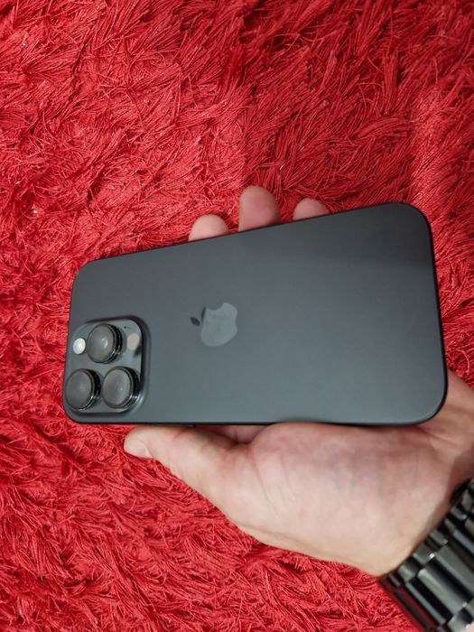-Iphone 16Pro, ca Nou 128Gb 8Ram ireprosabil Bat:90%-427 cicluri incarcare Black Titanium doar telefonul poze reale nici o reparatie/interventie MDM