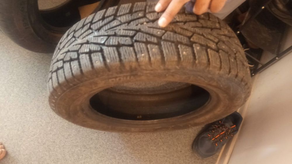 Продается шины в хорошем состояние...