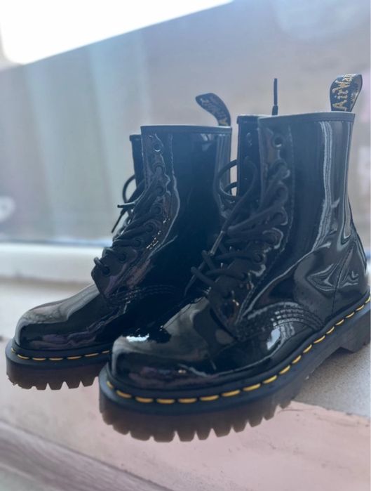 Vand bocanci Dr. Martens 1460 Collection