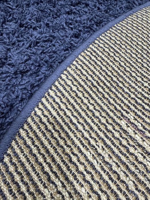 Продам ковер синий