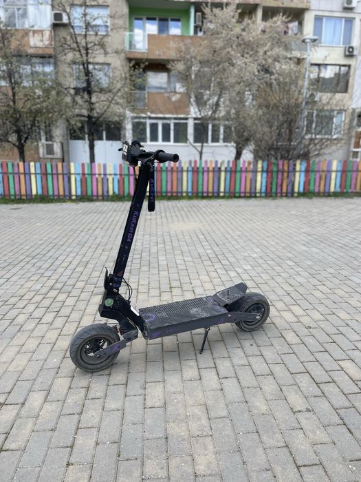 Електрическа тротинетка KuKirin G4 2024