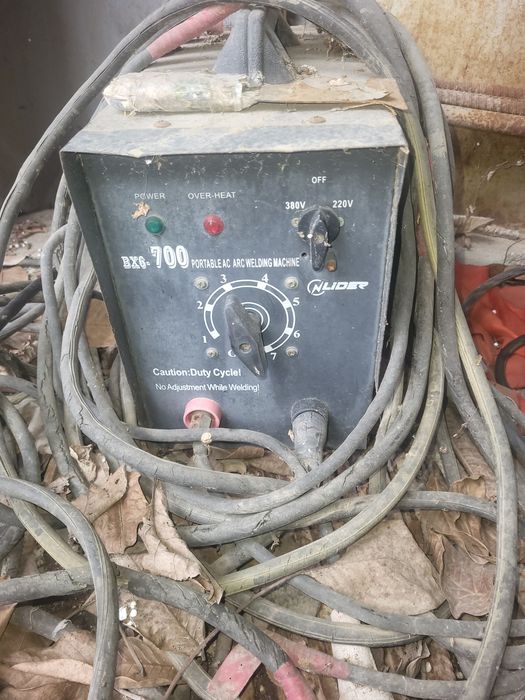 Сварочный аппарат BX6-700
Тип: Portable AC Arc Welding Machine (переме