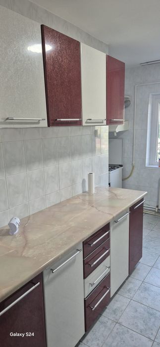 Închiriez apart 2 cam la B-uri, Ans. Buzaului