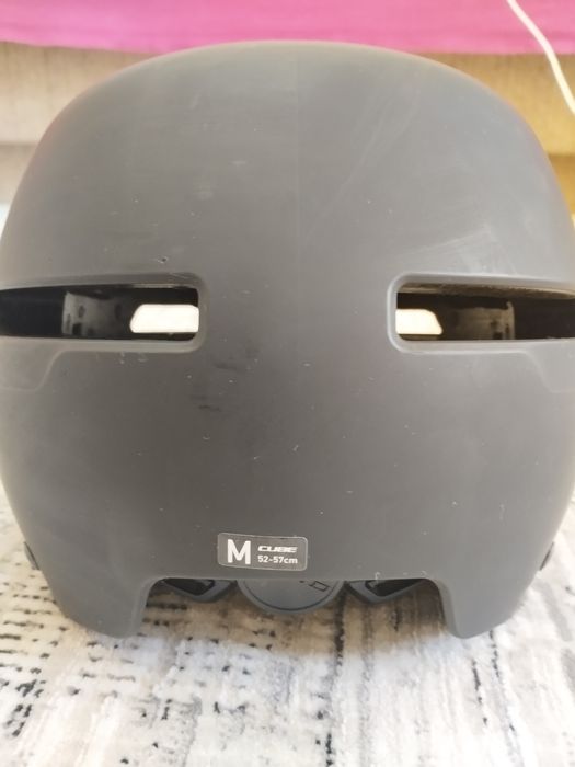 Шлем Cube  черный M