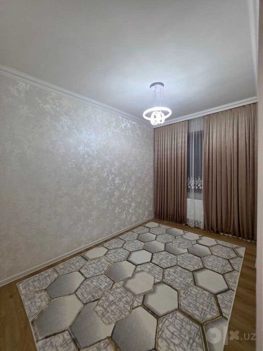 4-хонали уй, Вокзал, Мед эксперт, Эълон 4003