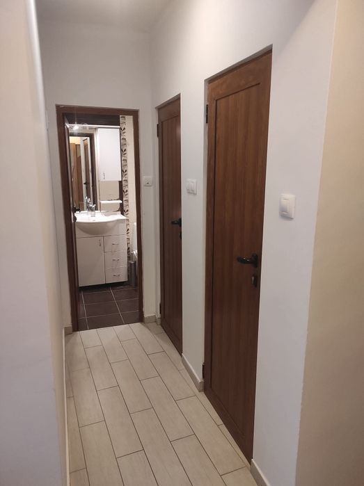 Дава се под наем Тристаен апартамент в Варна, Бизнес хотел - 97 кв.м за 663 € - Снимка #15