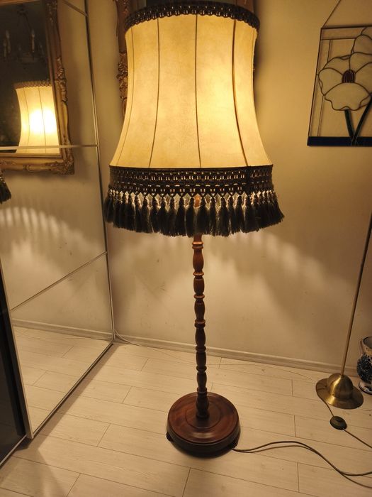 Lampadar pidea vintage