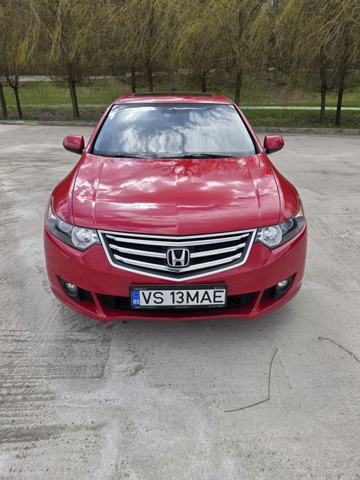 Vând Honda acord