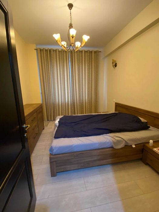 Proprietar vand apartament cu 2 camere, 69 mp, încălzire în pardoseală, etaj 3/5, Hlincea