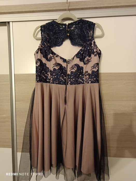 Vând rochie mărime 44