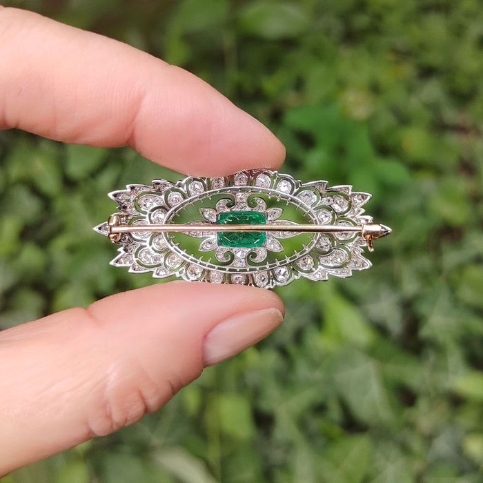 brosa Art Deco autentica, smarald Columbia, diamante, platina