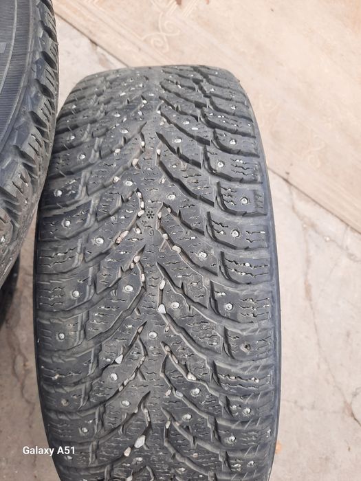 Резина зимняя шипованая