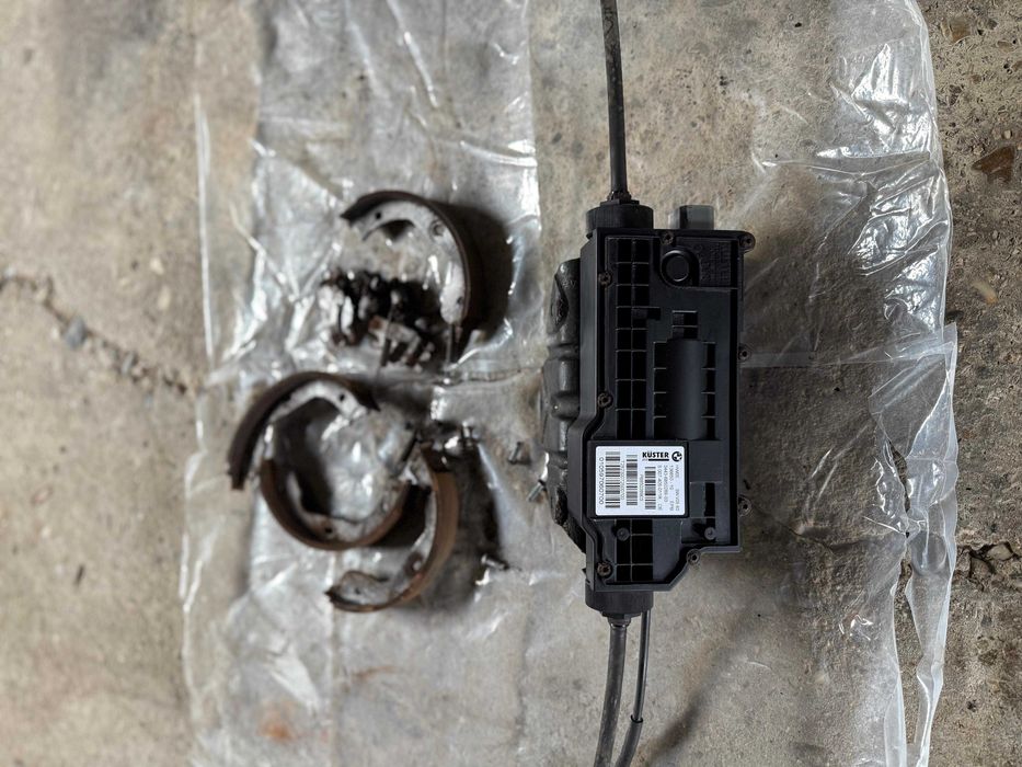 Modul frana de mana electric Original BMW X5 X6 e70 e71/ P685028903