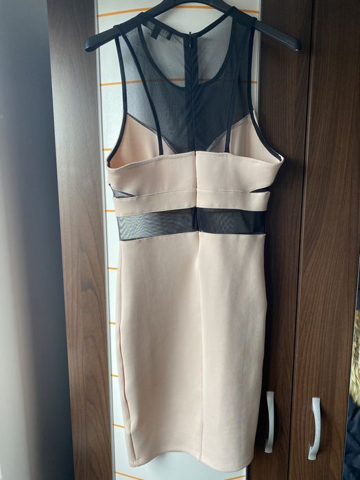 Vand rochie de ocazie