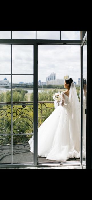 Свадебное платье