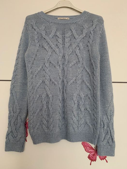 Продавам красива блуза (пуловер), размер S