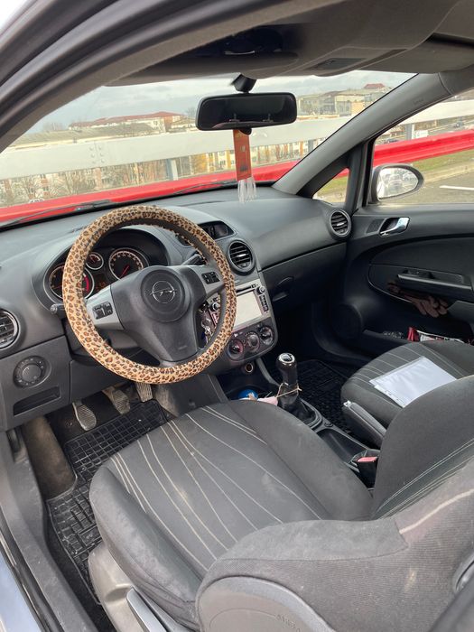 Vând Opel Corsa D