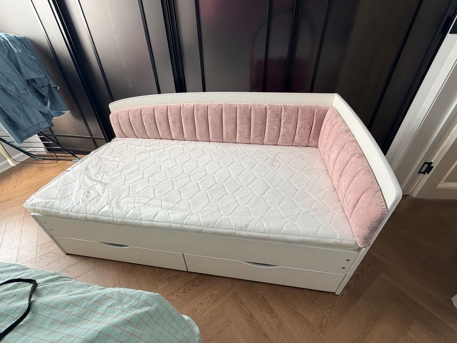 Детский кровать новый