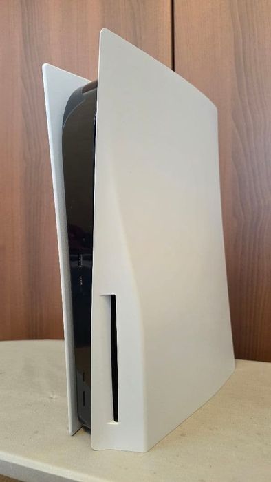 PlayStation 5 с дисководом (825 ГБ) + 3 геймпада + Топовые игры!