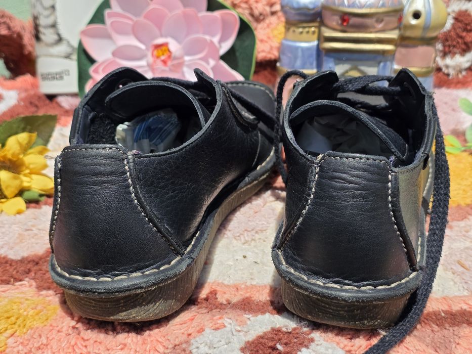 Clarks обувки естествена кожа N38
