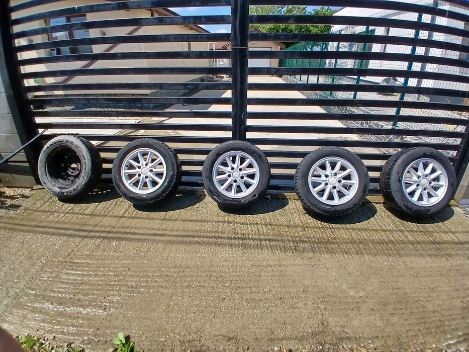 690 lei Set 5 jante aliaj BMW E36 ,rezerva originala ,anvelope in stare buna DOT 2017