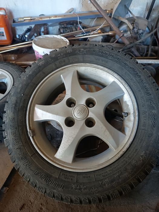 Продам колеса в сборе зимние