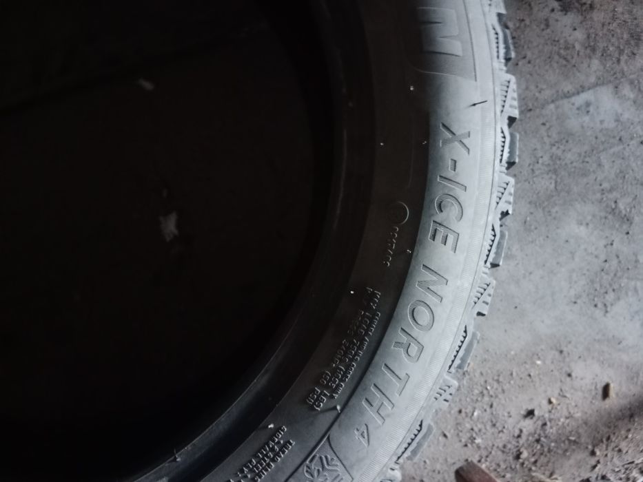 Резина зимняя мишлен