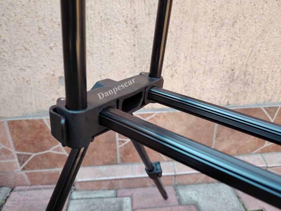 Rod pod PROFL BLACK pentru 3 lansete cu 4 picioare ( Duo Pod ) FL157