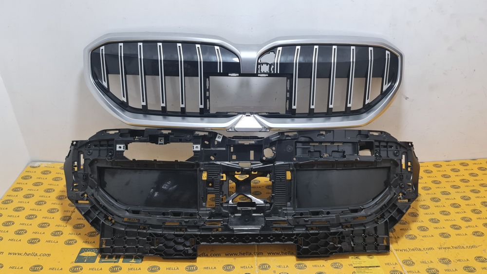 Grila masca radiator bara fata trager BMW 5 G60 G61 i5 G9x 5A1D079