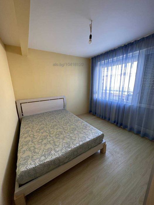 Продавам тристаен апартаметн в Сарафово - снимка 1