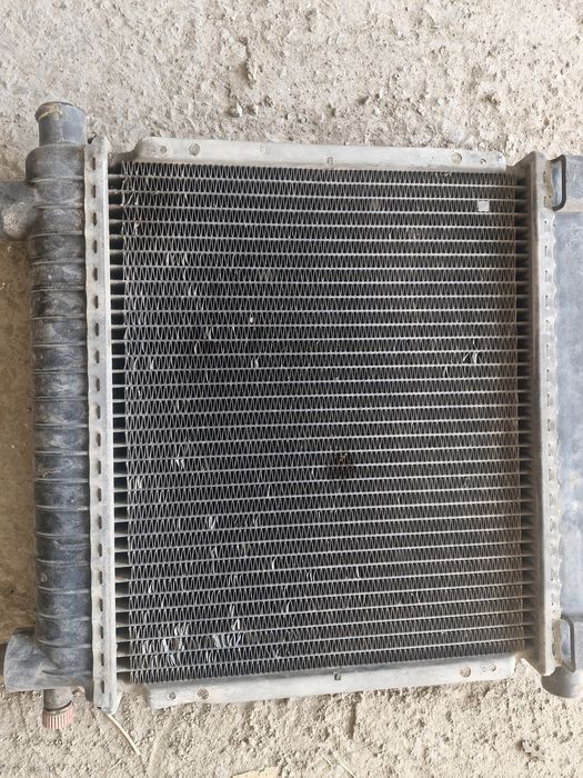 Радиатор от мерседес 124