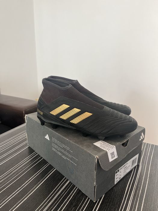 Adidas Predator black and gold