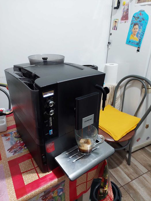Siemens cappuccino,functional dar incomplet