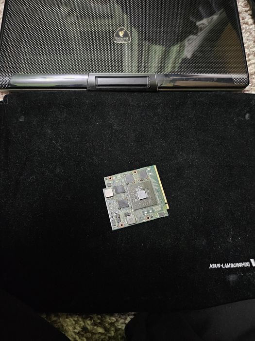 Asus Lamborghini vx2