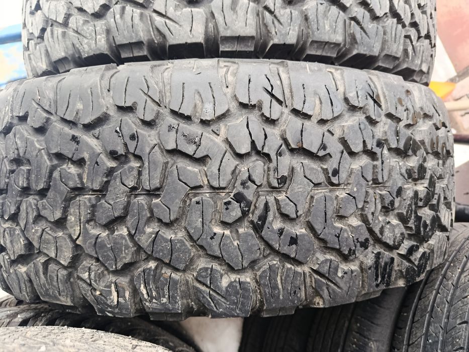 Bf Goodrich 265 70 R17 комплект