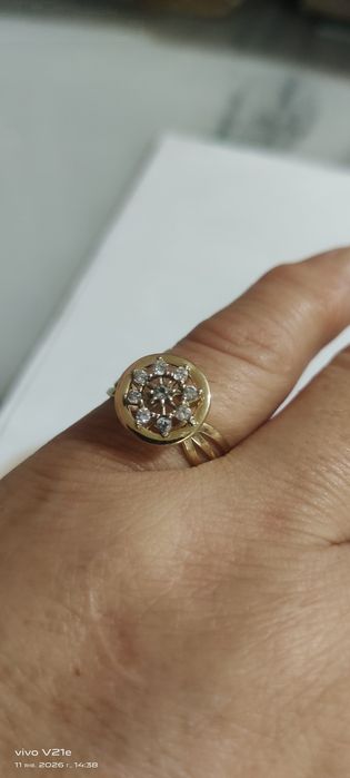 Продам золотое кольцо