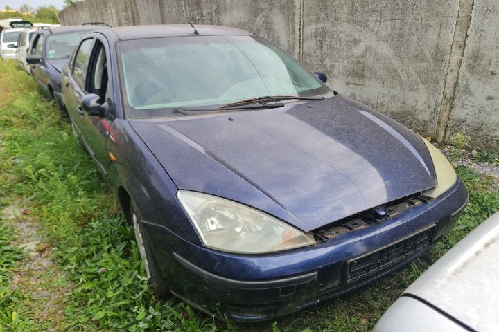 Oglinda stanga electrica E11015475 Ford Focus 2003 1.6 MT (101 hp)