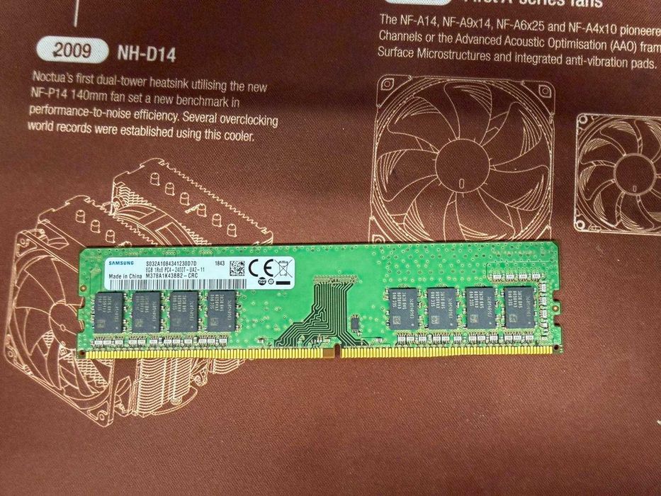 RAM Desktop Samsung DDR4 8GB