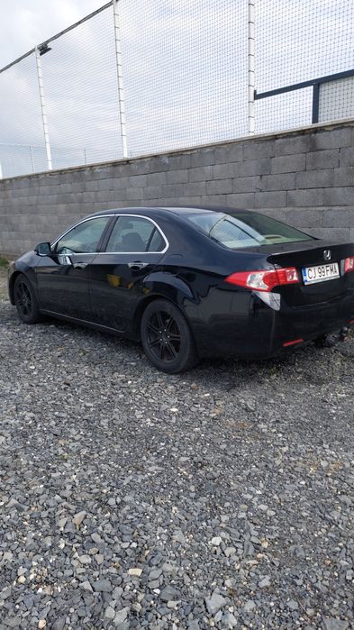 Vând Honda Accord 2009
