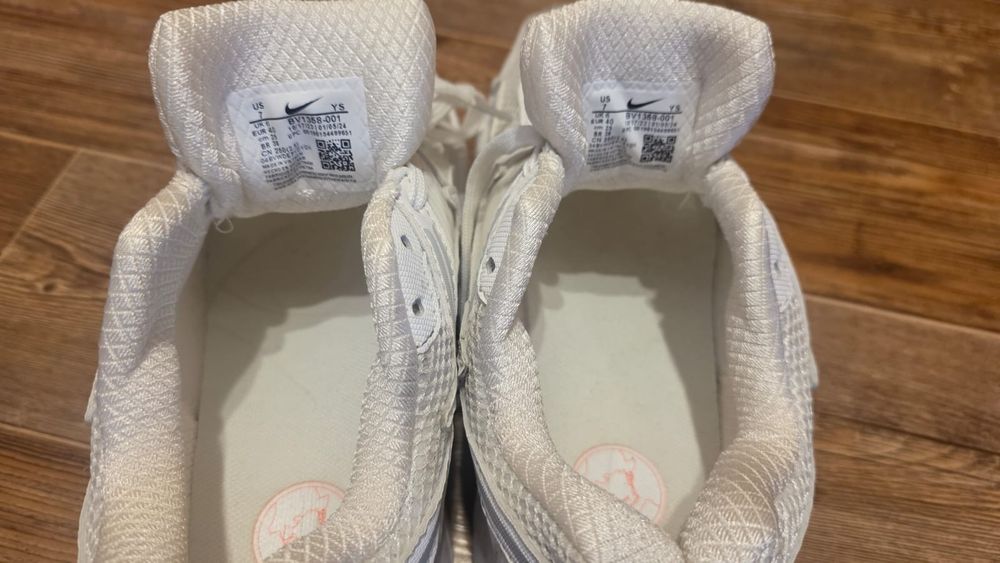 Nike Zoom Vomero 5