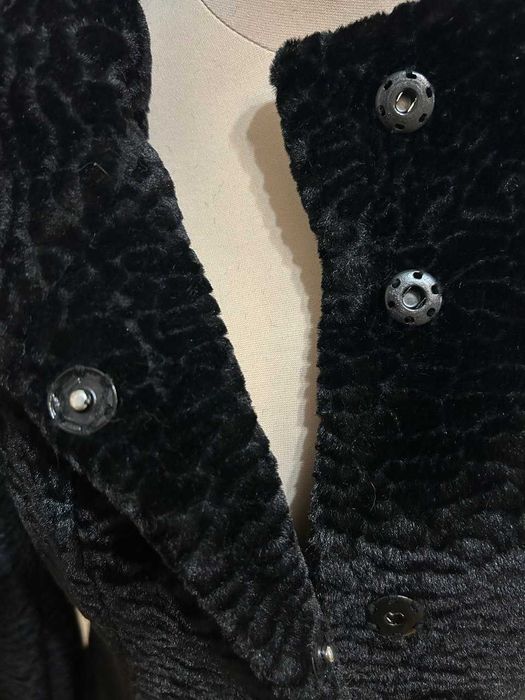 Пальто из искусственного меха | Пальто мех типа каракуль р 44-46 / М