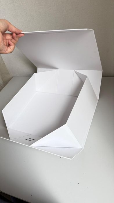 Коробка подарочная на магните