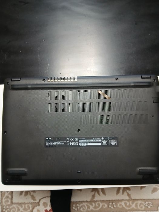 Продавам  Лаптоп ACER Extensa