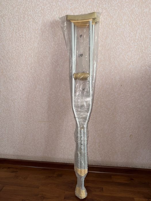 Продам костыли металлические